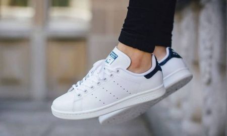 Trucos para que las zapatillas estén siempre blancas. Trucos para que las zapatillas estén siempre blancas.