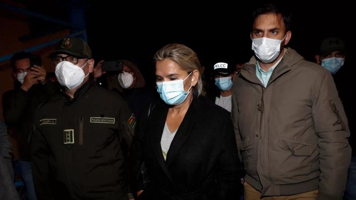 Jeanine Áñez fue detenida junto a tres ministros.