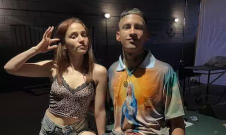 Carolina Kopelioff y L-Gante protagonizaron una de las escenas más comentadas de la nueva temporada de En el Barro. Carolina Kopelioff y L-Gante protagonizaron una de las escenas más comentadas de la nueva temporada de En el Barro.