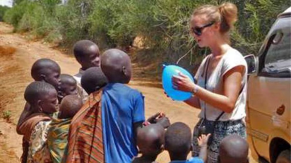 Ropa en un árbol y ADN misterioso: el caso de la médica desaparecida en África