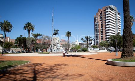 El calor se va de Santa Fe y el otoño trae lluvias y un marcado descenso de temperatura. El calor se va de Santa Fe y el otoño trae lluvias y un marcado descenso de temperatura.