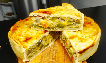 Tarta de zapallitos sin horno: cómo hacerla con pocos ingredientes y en menos de 30 minutos. Tarta de zapallitos sin horno: cómo hacerla con pocos ingredientes y en menos de 30 minutos.