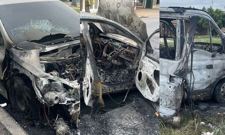 Al menos 13 vehículos fueron incendiados durante abril y mayo en Rosario, con mensajes intimidatorios contra funcionarios.