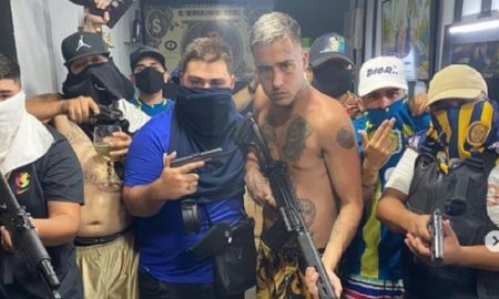 A principios de 2021, Luciano Cantero participó de un video del trapero Zaramay, donde mostraron un arsenal. Se pensó que eran armas de utilería, pero se trataba de armamento verdadero. A principios de 2021, Luciano Cantero participó de un video del trapero Zaramay, donde mostraron un arsenal. Se pensó que eran armas de utilería, pero se trataba de armamento verdadero.