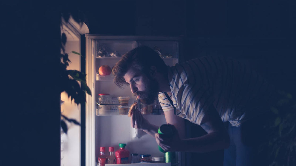 Este impulso irrefrenable de devorar comida puede generar a la larga fatiga y desequilibrios en nuestro organismo.