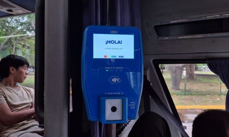 La empresa Fluviales reemplazó todas sus máquinas de pago, las cuales ahora permiten el pago tanto con tarjeta bancaria física como con código QR, a través de billeteras virtuales. La empresa Fluviales reemplazó todas sus máquinas de pago, las cuales ahora permiten el pago tanto con tarjeta bancaria física como con código QR, a través de billeteras virtuales.