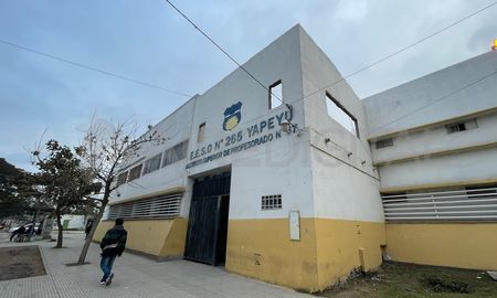 Barrio Yapeyú: los alumnos del profesorado N° 67 piden patrullajes Barrio Yapeyú: los alumnos del profesorado N° 67 piden patrullajes