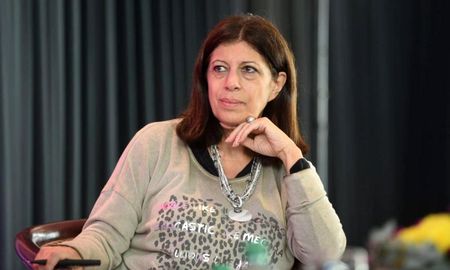 Clara García pide al Poder Ejecutivo de Santa Fe que explique cuál es la situación de la EPE. Clara García pide al Poder Ejecutivo de Santa Fe que explique cuál es la situación de la EPE.