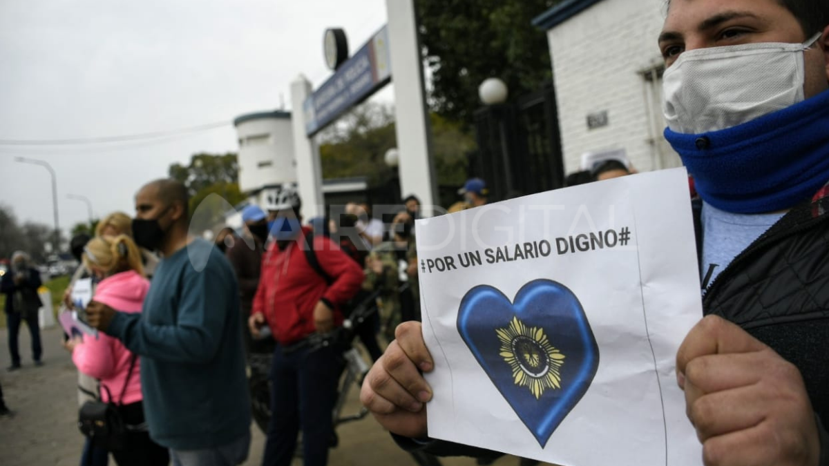 Un grupo de agentes y familiares protagonizaban la manifestación