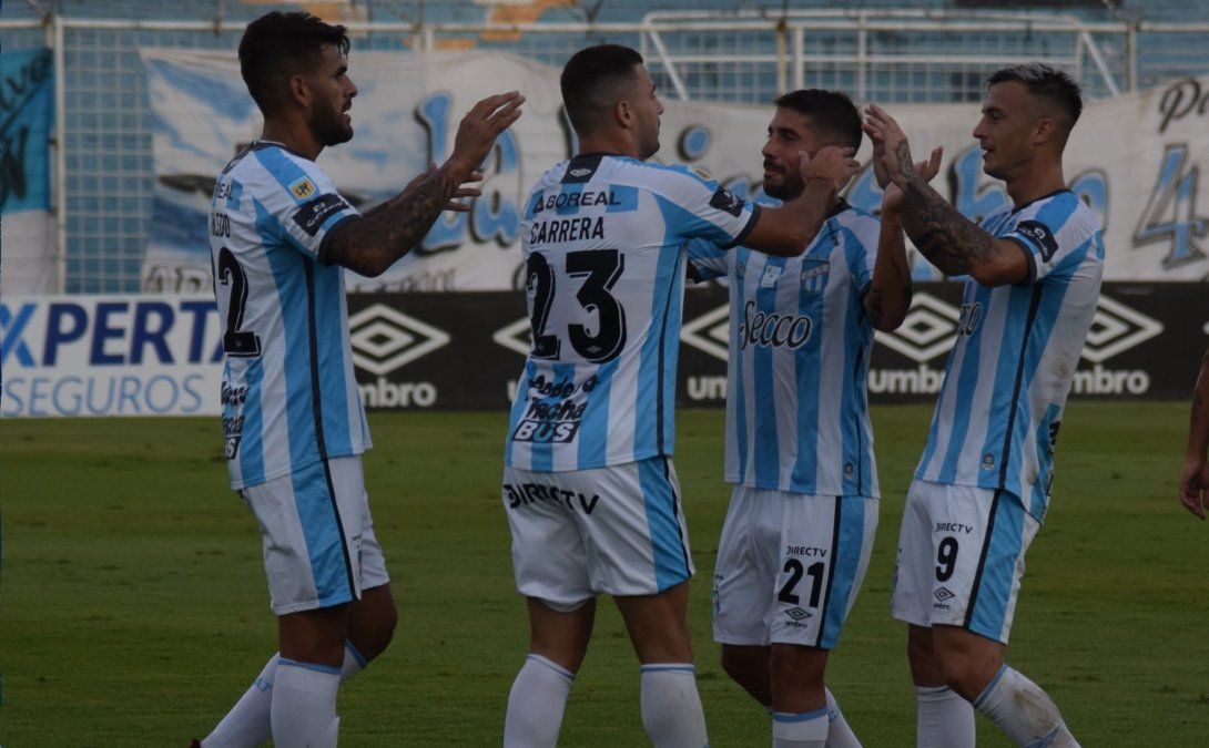 El Decano venció a Defensa y Justicia y Unión debe sumar para sobrepasarlo en el lote de clasificados.