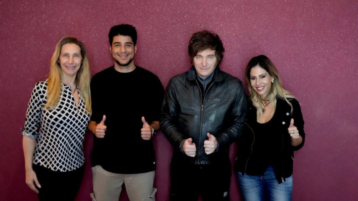 Javier Milei estuvo en Santa Fe junto a su candidato a diputado nacional