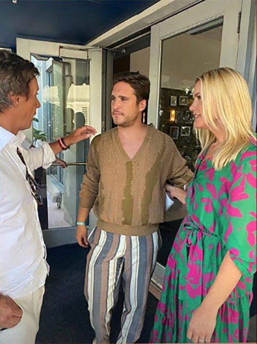 El cruce entre Diego Boneta, Valeria Mazza y Alejandro Gravier.