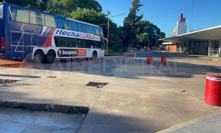 Estaba previsto terminar los trabajos en la Terminal de Ómnibus de Santa Fe antes del inicio de la temporada de verano. Estaba previsto terminar los trabajos en la Terminal de Ómnibus de Santa Fe antes del inicio de la temporada de verano.