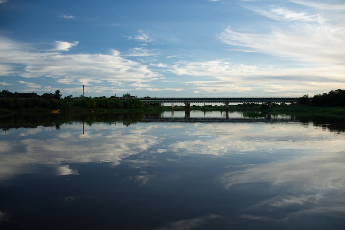 Hay alerta en Puerto Reconquista por la crecida del río Paraná.
