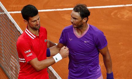 Rafael Nadal y Novak Djokovic protagonizarán el duelo estelar en las semifinales de Roland Garros. Rafael Nadal y Novak Djokovic protagonizarán el duelo estelar en las semifinales de Roland Garros.