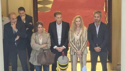 La orquesta de Granaderos tocó temas de ABBA para Karina Milei