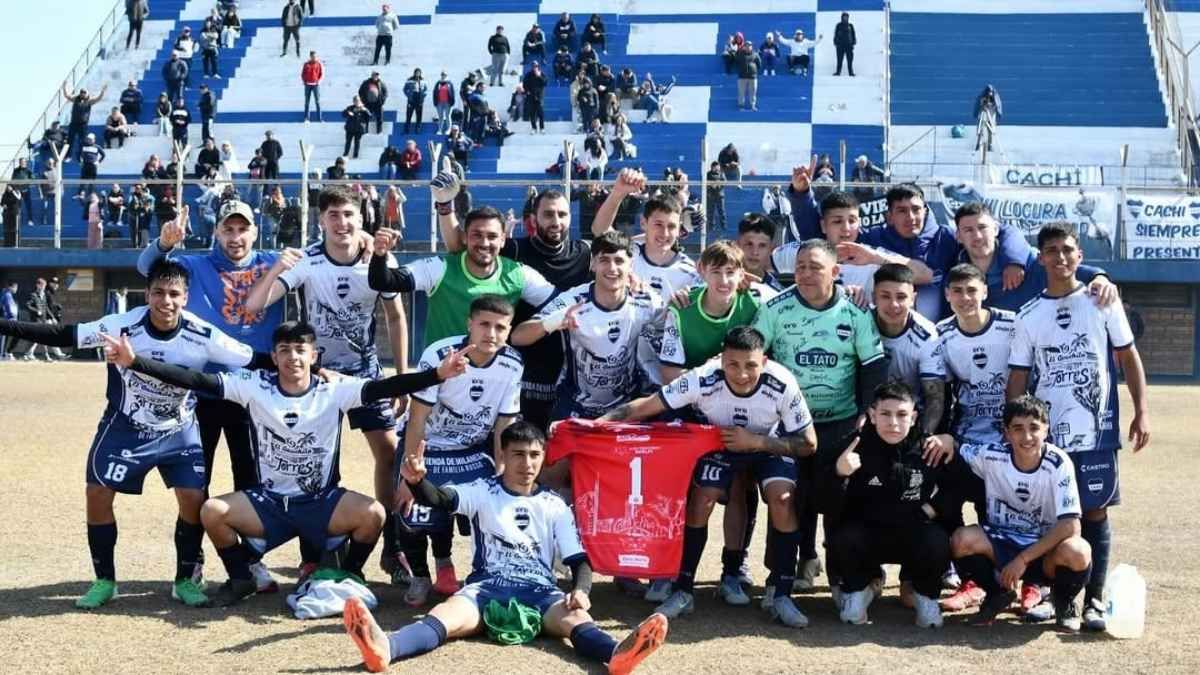 Argentino Quilmes se quedó con el Clásico de los Rieles ante Peñarol.