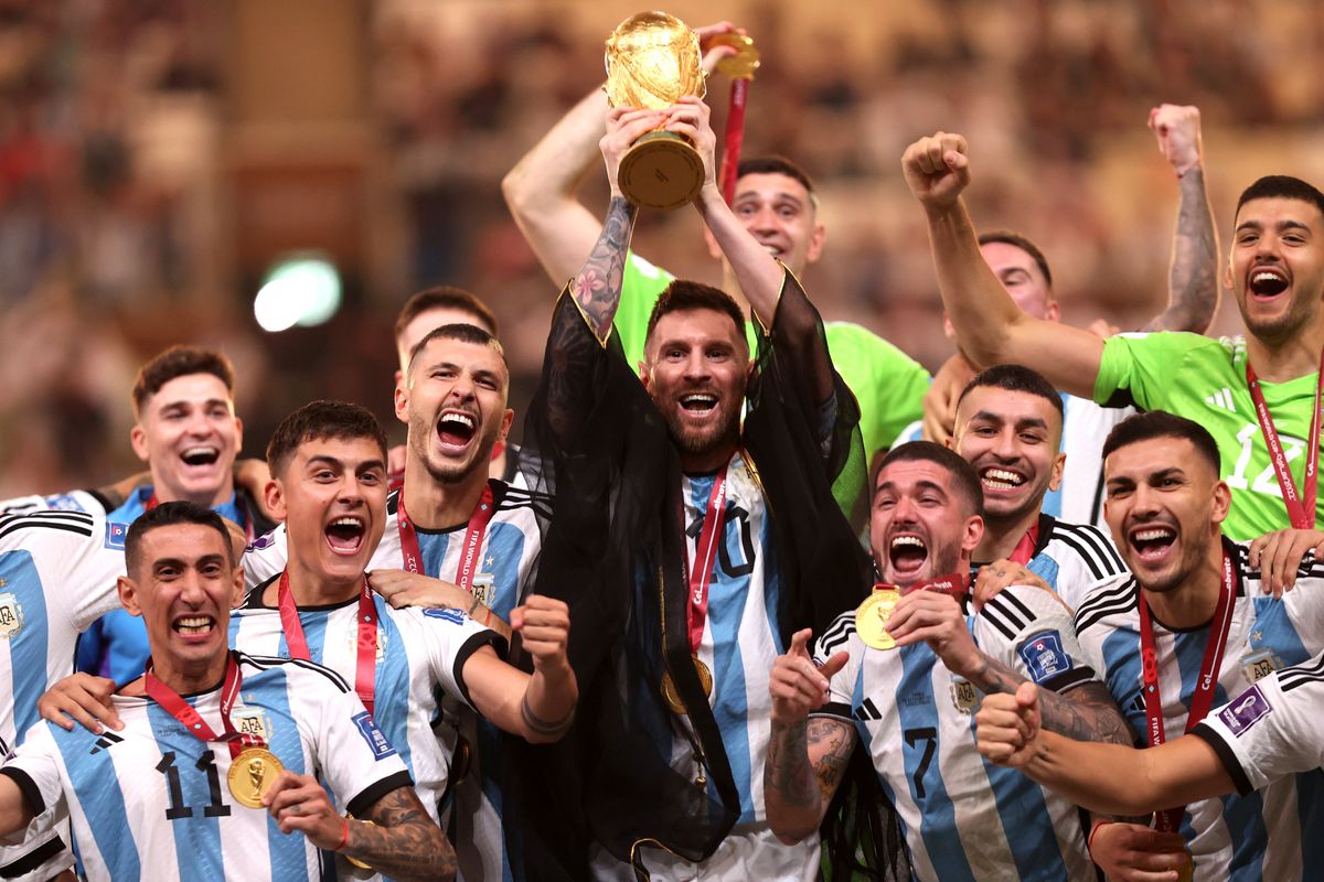 La Selección Argentina quedó a un paso de lograr una marca histórica tras vencer a Inglaterra en semifinales.