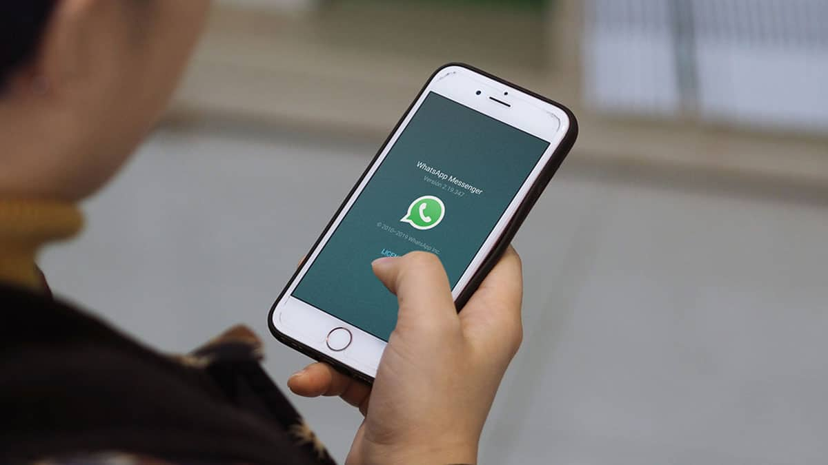WhatsApp trabaja en poder pausar la grabación de audio y continuarla después.