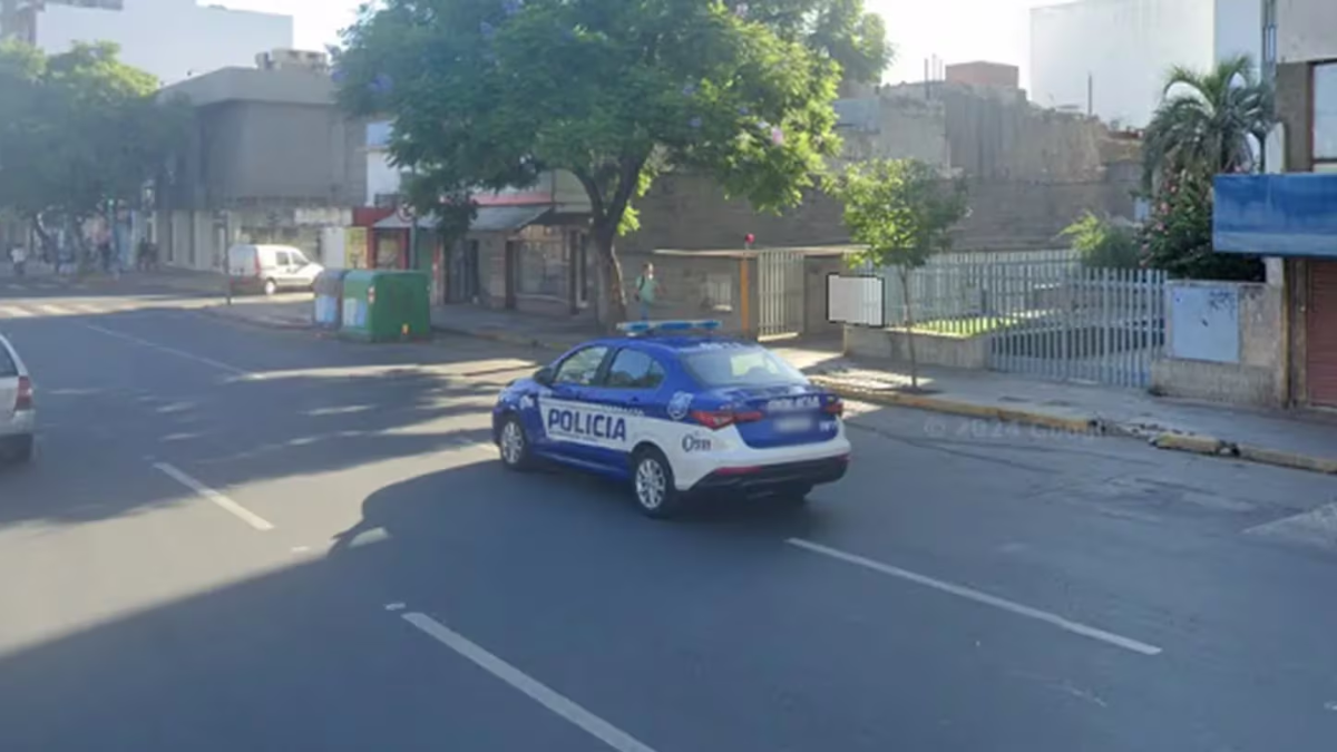 Córdoba: murieron dos personas con dengue luego de descomponerse en la calle.