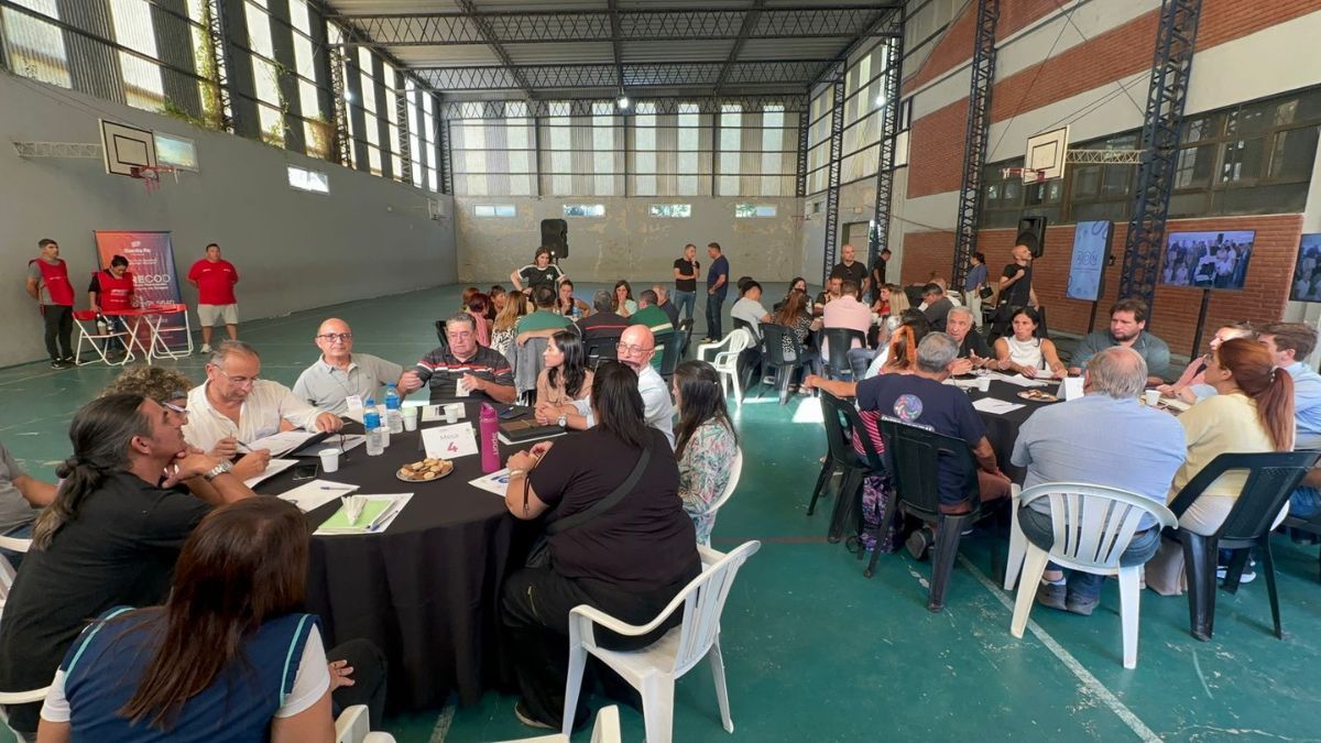 El encuentro en el que particip&oacute; el distrito La Costa se llev&oacute; a cabo en la escuela Rosas de barrio El Pozo.