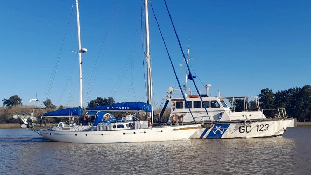 Quo Vadis, el velero que transportaba la cocaína desde la costa hasta mar abierto.