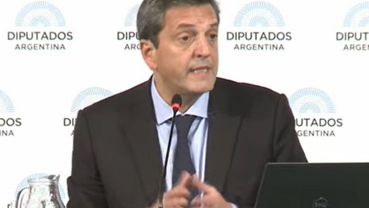 La medida se publicó en el Boletín Oficial el viernes 28 de octubre, a través del decreto 714/2022, firmado por el ministro de economía, Sergio Massa, junto al presidente Alberto Fernández y al jefe de gabinete, Juan Manzur.