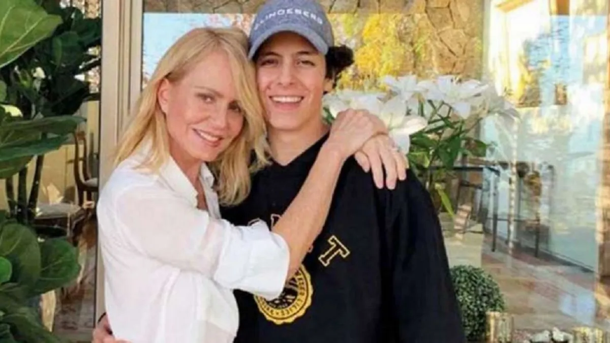 M&aacute;ximo Menem y Cecilia Bolocco.