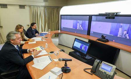 El diálogo entre Alberto Fernández y referentes de la oposición será por videoconferencia. El diálogo entre Alberto Fernández y referentes de la oposición será por videoconferencia.