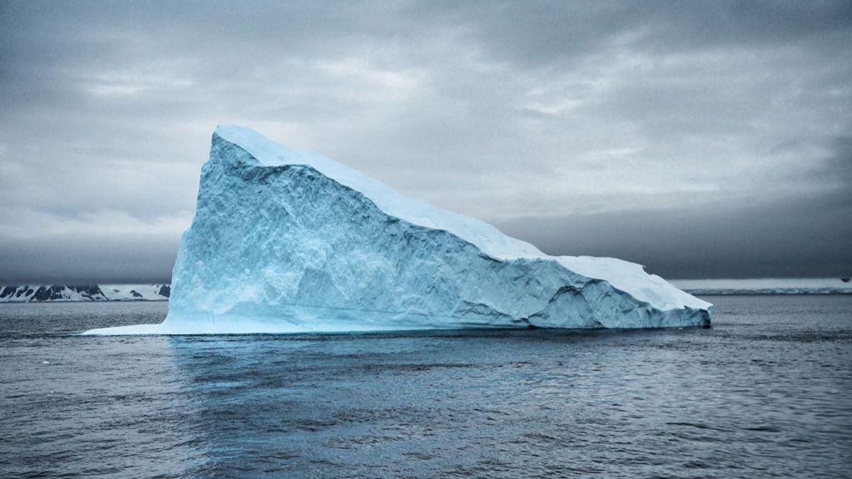 El iceberg A-68A tiene un tamaño similar a la isla