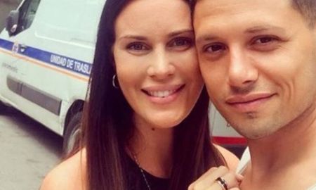 La pareja tiene dos hijos en común. La pareja tiene dos hijos en común.