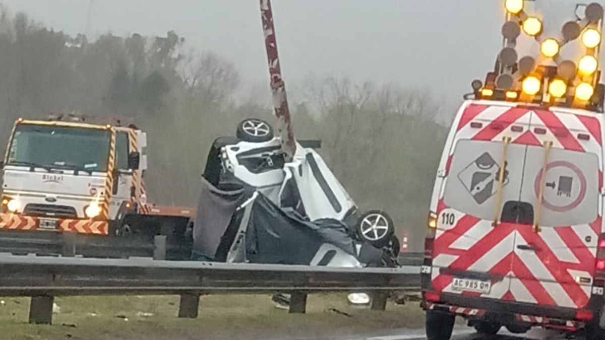 El siniestro se produjo alrededor de las 17, en el kilómetro 51 de la Autopista.