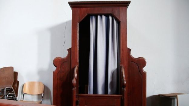 Joven abusado por un sacerdote en Colombia pide al Papa Francisco justicia