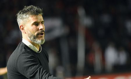 El ex técnico de Colón, Ariel Pata Pereyra, asumió como DT de un equipo de Primera División El ex técnico de Colón, Ariel Pata Pereyra, asumió como DT de un equipo de Primera División
