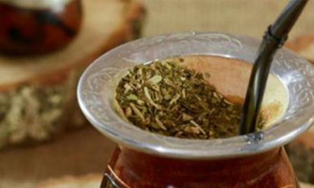 por un mate compartido, hubo un brote de coronavirus y colon volvio a la fase 1 por un mate compartido, hubo un brote de coronavirus y colon volvio a la fase 1
