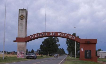 quedo preso un joven en rufino por asesinar a su padre y descartar el cuerpo en un zanjon quedo preso un joven en rufino por asesinar a su padre y descartar el cuerpo en un zanjon