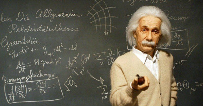 Conocé el mensaje que Albert Einstein dejó para los humanos del año 6939