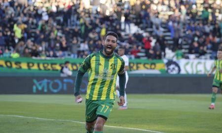Martín Cauteruccio anotó el gol del triunfo de Aldosivi frente a Independiente, para que el Tiburón corte iuna racha de ocho derrotas en fila. Martín Cauteruccio anotó el gol del triunfo de Aldosivi frente a Independiente, para que el Tiburón corte iuna racha de ocho derrotas en fila.
