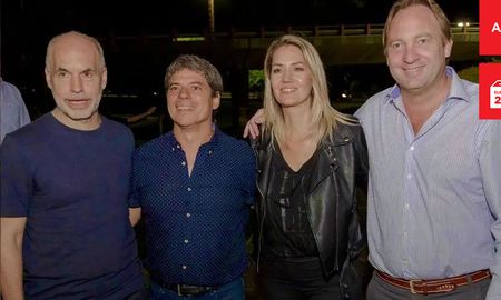 Cammisi (el último a la derecha) fue el más votado en la ciudad cabecera del departamento Las Colonias. Cammisi (el último a la derecha) fue el más votado en la ciudad cabecera del departamento Las Colonias.