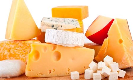 El queso es una buena fuente de nutrientes para nuestra salud, como las proteínas y el calcio. El queso es una buena fuente de nutrientes para nuestra salud, como las proteínas y el calcio.