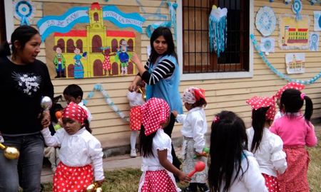 Padres y madres podrán participar de los actos escolares del 25 de Mayo. Padres y madres podrán participar de los actos escolares del 25 de Mayo.