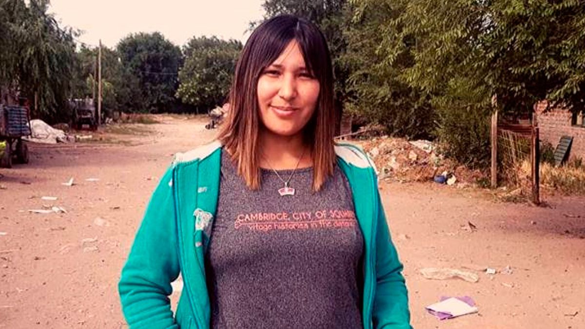 Trabajó como cartonera y ahora se recibió de enfermera: Es tocar el cielo con las manos