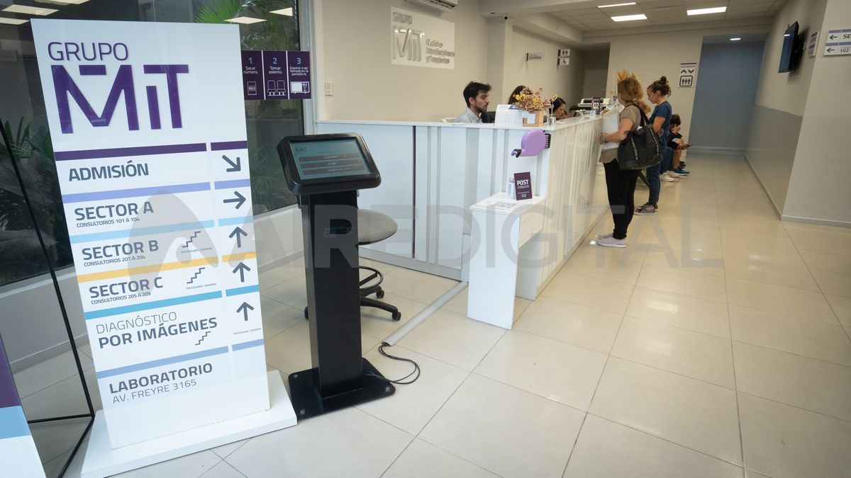 Los interesados en realizar su consulta pueden acercarse a los consultorios externos ubicados en Avenida Freyre 3155. Los interesados en realizar su consulta pueden acercarse a los consultorios externos ubicados en Avenida Freyre 3155.