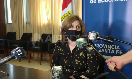 la ministra adriana cantero esta internada en rosario con un cuadro de neumonia la ministra adriana cantero esta internada en rosario con un cuadro de neumonia