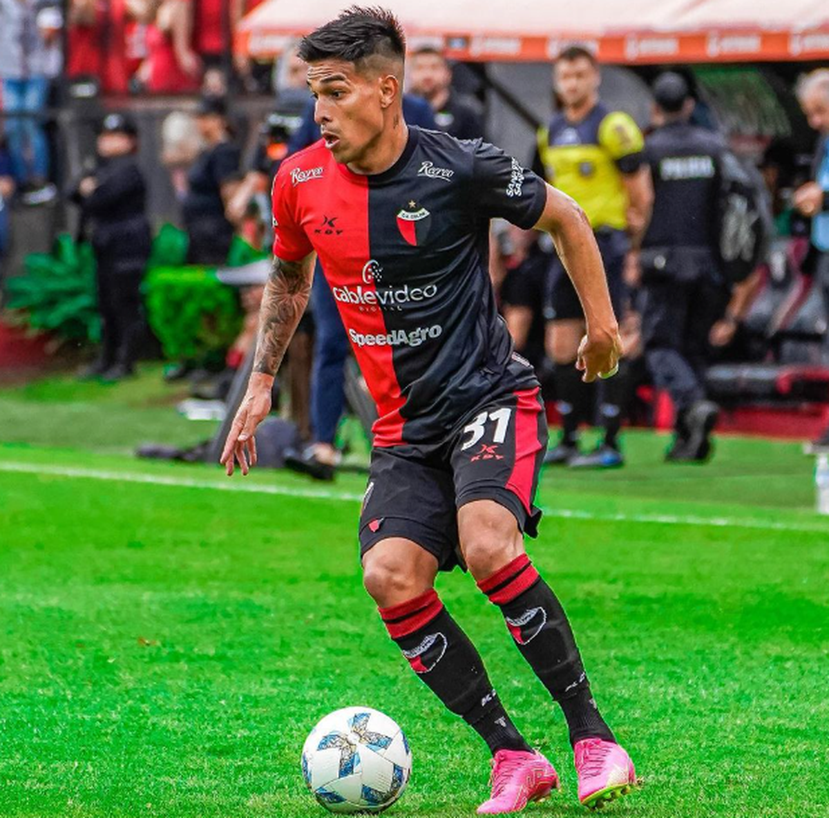 Favio Álvarez en Colón vs. Talleres. Favio Álvarez en Colón vs. Talleres.