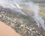 Diversos focos ígneos se extiende a la par del río Paraná desde San Javier hasta Villa Constitución, en la provincia de Santa Fe. Diversos focos ígneos se extiende a la par del río Paraná desde San Javier hasta Villa Constitución, en la provincia de Santa Fe.