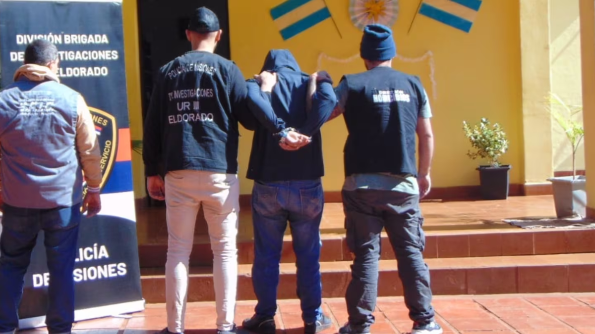 El principal sospechoso por el crimen de Dulce Candia fue detenido en un operativo realizado en Eldorado. El principal sospechoso por el crimen de Dulce Candia fue detenido en un operativo realizado en Eldorado.