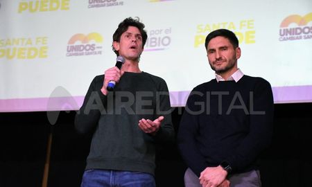 Maxi es el candidato del anti marketing, dijo Lousteau este domingo en Santa Fe. Maxi es el candidato del anti marketing, dijo Lousteau este domingo en Santa Fe.