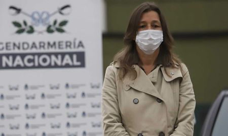 La ministra de Seguridad de la Nación dijo que asistirán a las provincias que así lo requieran con Fuerzas Federales para controlar que no haya circulación nocturna. La ministra de Seguridad de la Nación dijo que asistirán a las provincias que así lo requieran con Fuerzas Federales para controlar que no haya circulación nocturna.