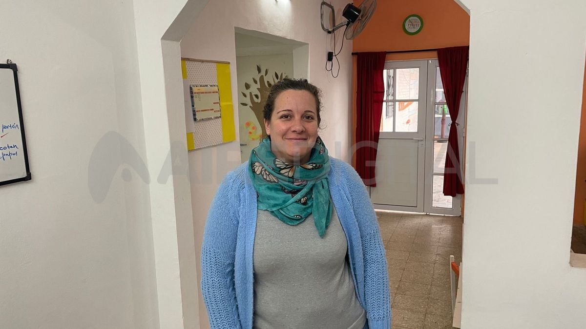 Cintia Kessler, directora del jardín contó que realizan una colecta para reponer lo robado. Cintia Kessler, directora del jardín contó que realizan una colecta para reponer lo robado.